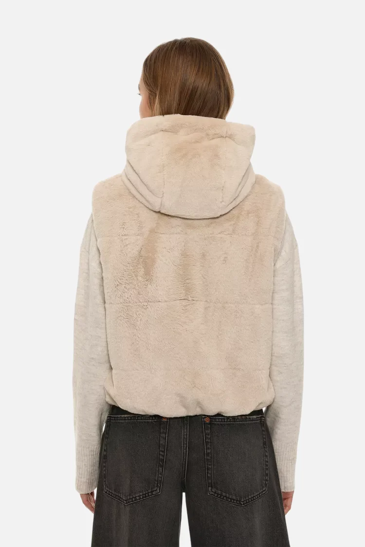 Faux fur gilet - Image 7